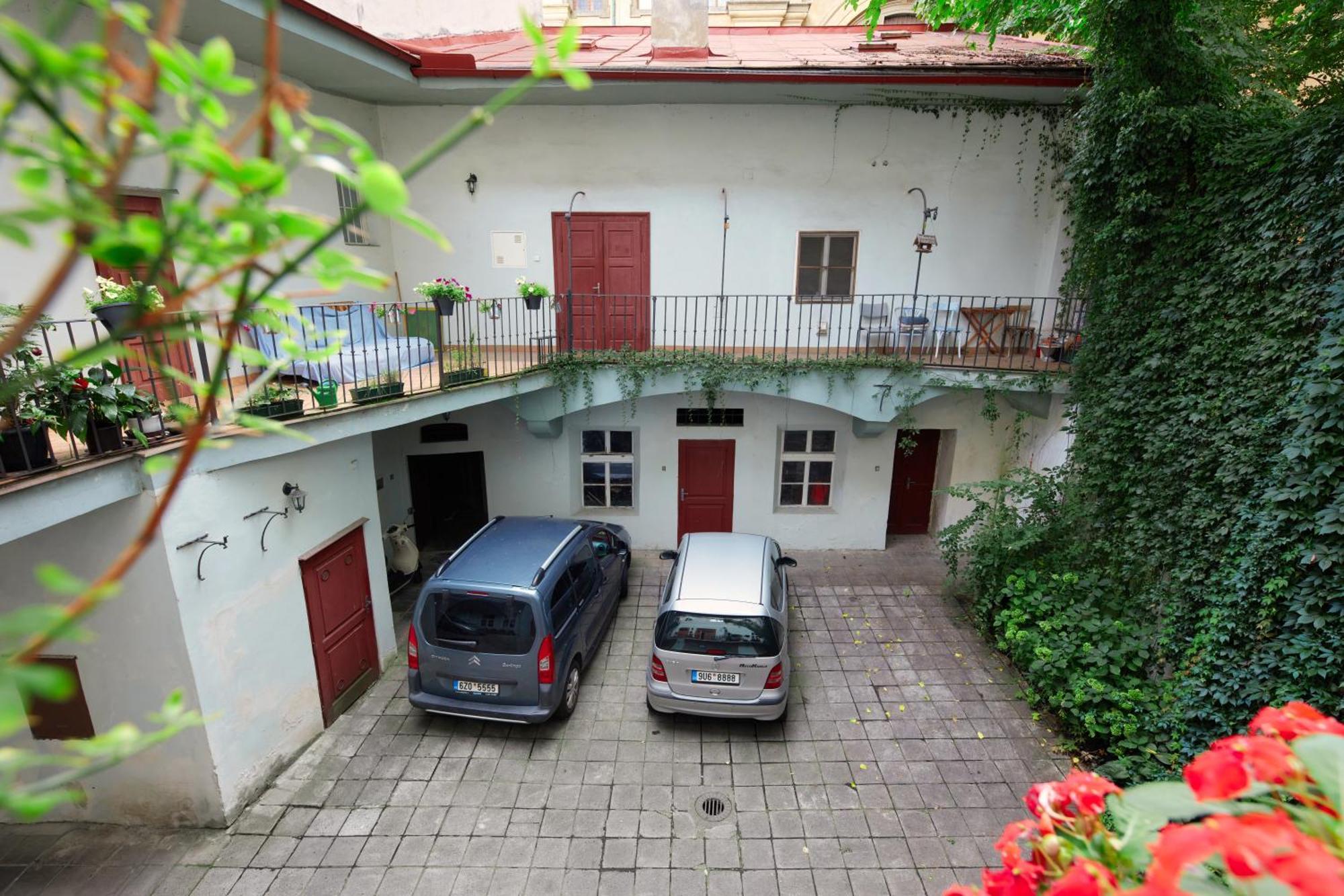 Karmelitska 15 Appartamento